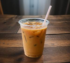 Creamy iced cold coffee (1 glass)