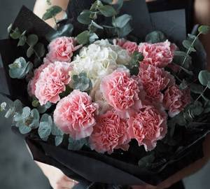 Contemporary Bloom