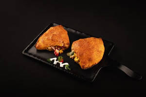 Veg Calzone |1 Pc|