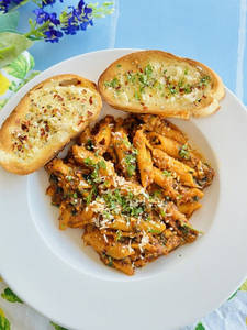 Pasta In Arabita Sauce