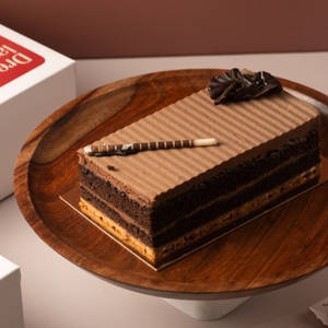 Royal Chocolate Cake 1/2kg