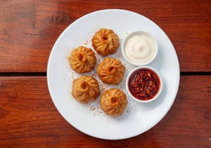 Fried Momos (5 Pcs)