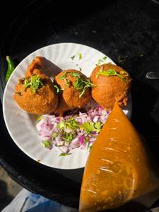 Plain aloo bada