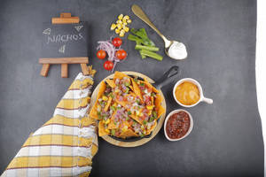 Baked Makhani  Nachos