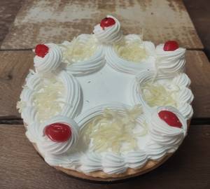 White Forest Cake Veg