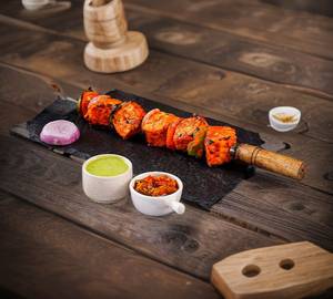 Achari Paneer Tikka