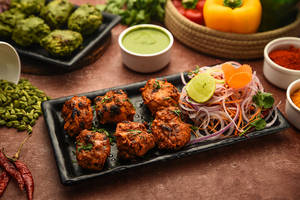 Chicken Tikka Kebab (6 Pcs)
