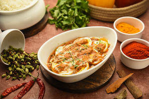 Egg Curry (3pcs)