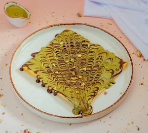 Pistachio Kunafa Crepe