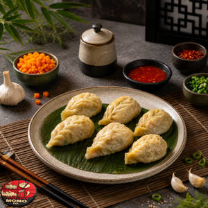 Classic Veg Momos Steamed 6 Pcs