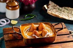 Ras Bhari Kofta Curry