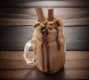 Chocolate Kitkat Thick Shake