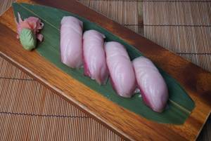 Hamachi Nigiri