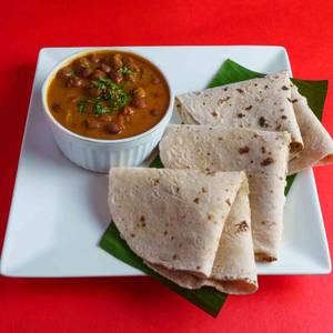 Chapathi With Kadala Curry [3 Pcs]