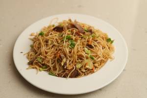 Chilli Garlic Noodles Pork