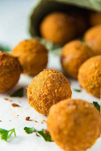 Zucchini Croquettes(6 Pcs)