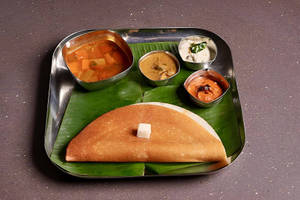 Chettinad Paneer Benne Dosa