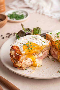 Breakfast Sandwich