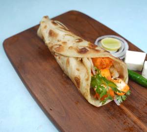 Egg paneer roll
