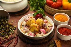 Egg Do Pyaza (3pcs)