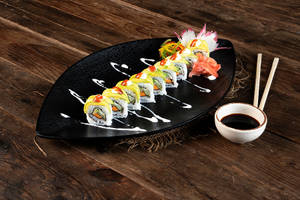 Avacado Sushi Roll (9 Pieces)