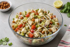 Bean Sprout And Paneer Salad
