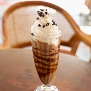 Double Choco Chip Shake