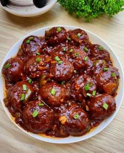 Veg Manchurian (8 Pc)