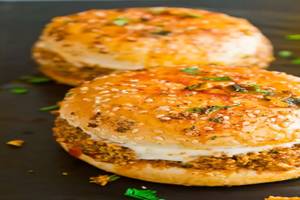 Spicy Panneer Burger