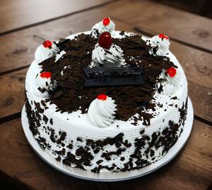 Black Forest Cake 700Gm
