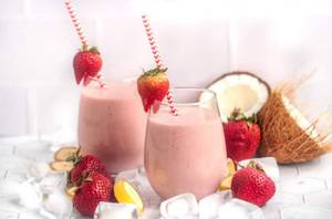 Coconut With Strawberry Shake
