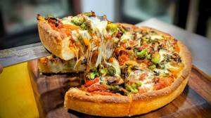 Cheese Capsicum Onion Pizza