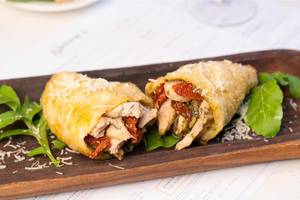 Roasted Chicken & Sumac Garlic Calzone (Del)