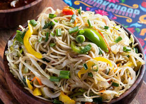 Veg Chowmein ( Hakka Noddles )