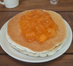 Pancake With Mango Topping