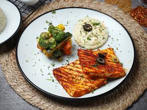 Spiced Grilled Paprika Paneer