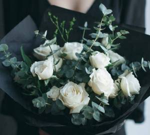 Elegance Wrapped In Roses Bouquet