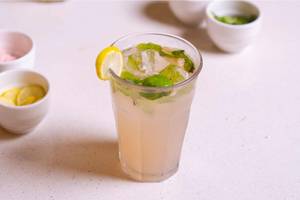 Homemade Fresh Lemonade (Del)