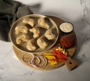 Cheese Chilli Lava Steam Momos