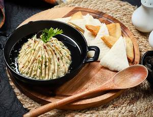 Hummus & Pita