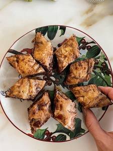 Chocolate Kaju Tart Baklava