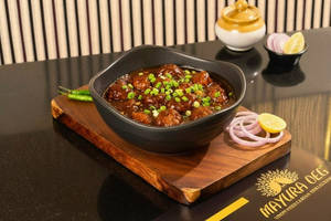 Veg Manchuria (gravy)