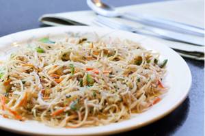Veg Hakka Noodles