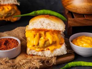 Cheese Blast Vadapav