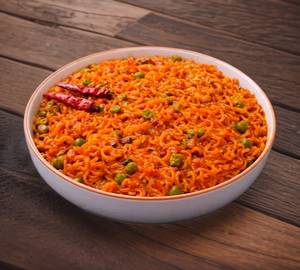 Maggi In Hot Garlic Saus