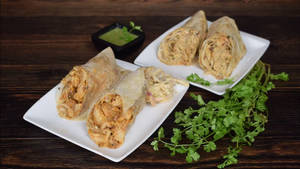 Malai Chaap Roll [Half] With Tandoori Chaap Roll [Half]       