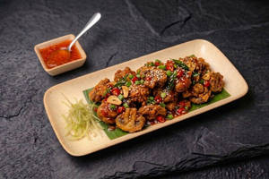 Crispy Chilli Mushroom (Dry) [10 Pcs]