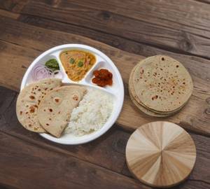 Punjabi Dal Tadka +3 Butter Roti