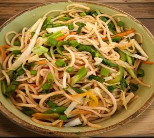 Hakka noodles