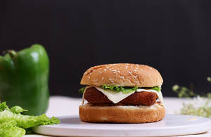 Spicy Paneer Burger